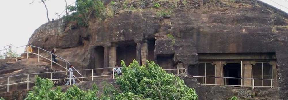 Pandav Caves Pachmarhi